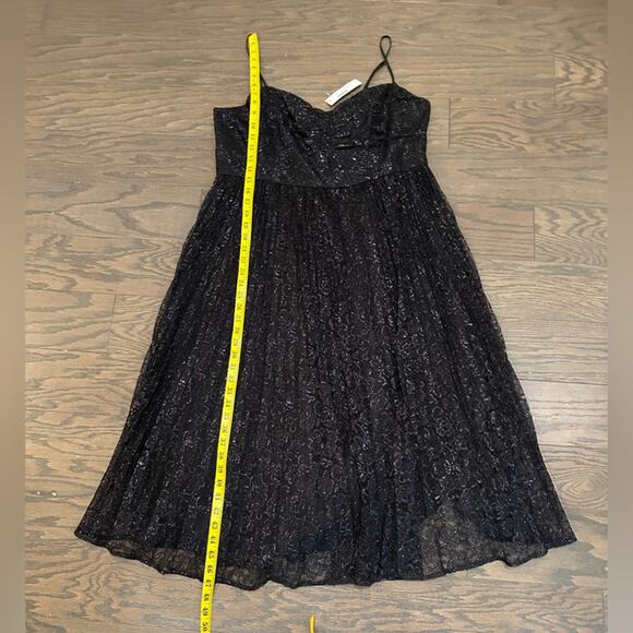 J. Crew Pleated Midi Dress in Metallic Lace Size 16 NEW - Picture 4 of 9